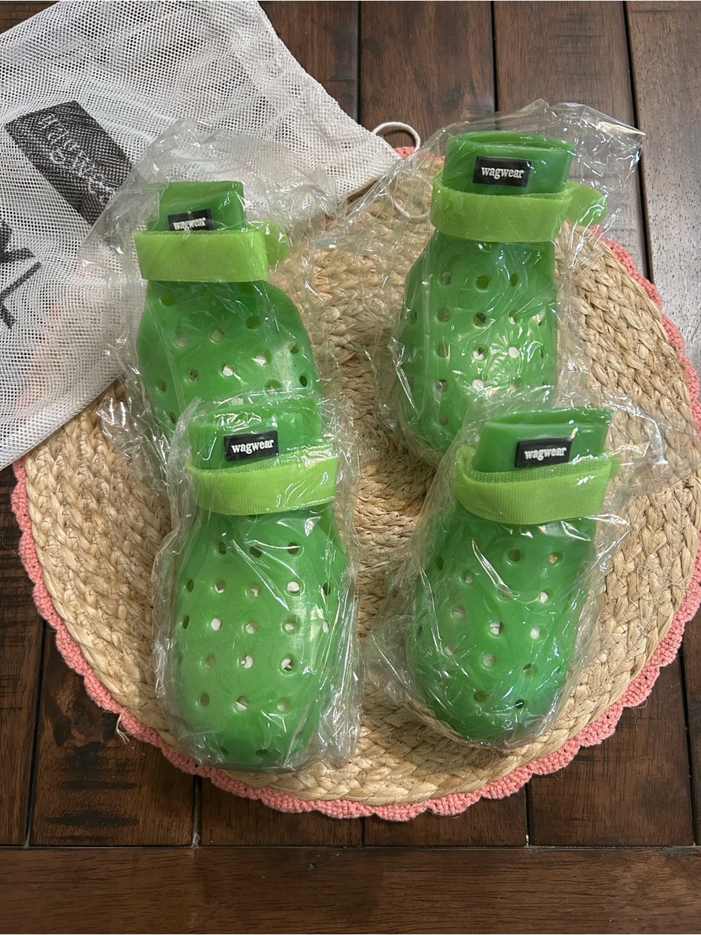 NWT XXL Wagwear Green Dog “crocs” - Set of 4